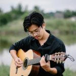 Menikmati Musik dengan Penuh Perhatian dan Kehadiran